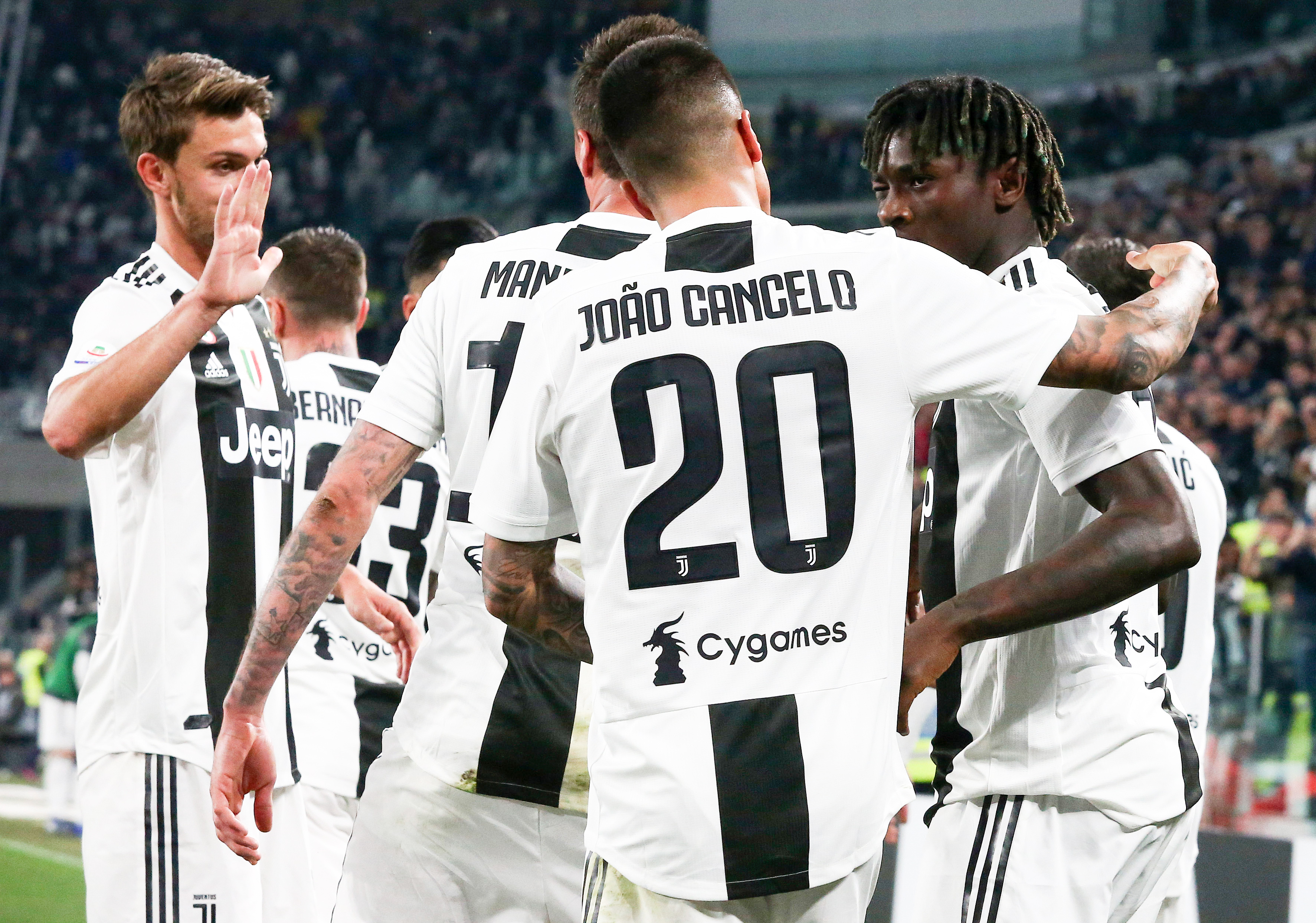 每体：巴萨对梅西重返诺坎普不知情，不清楚他是如何进入的