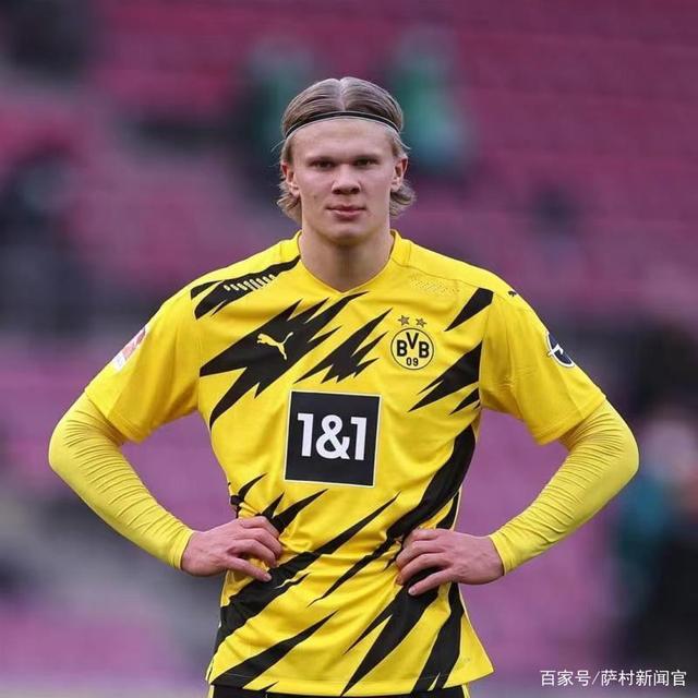 伤势已恢复95%，郑钦文回应复出时间，练左手发球？对自己太狠了