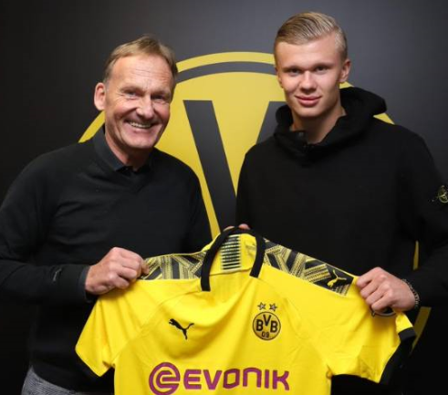 赛季英超球队运动战进球：曼城第1，利物浦第2，布莱顿第4