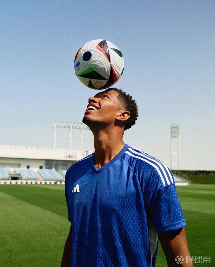 小卡空砍36+7哈登梦游，鲍威尔轰30分手刃旧主，热火送快船5连败